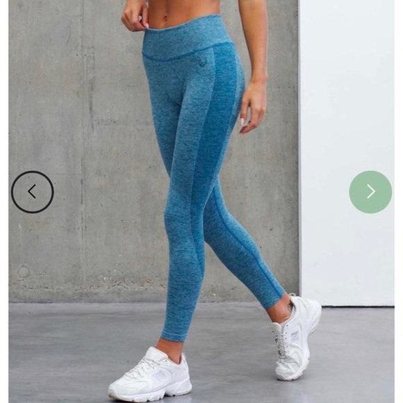 Lazuli Label Scrunch V-Seam Recycled Leggings- Teal Small - Picture 1 of 3